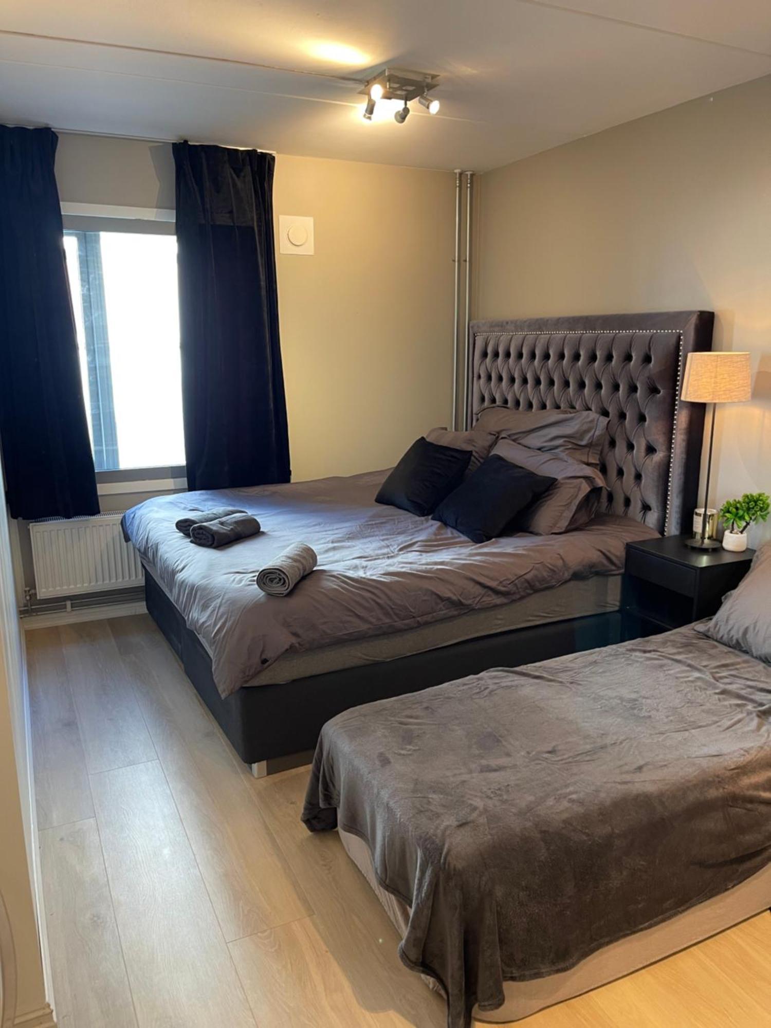 Habitación en casa particular Luxurious Modern In - Eur 4k Expensive Bed And 82